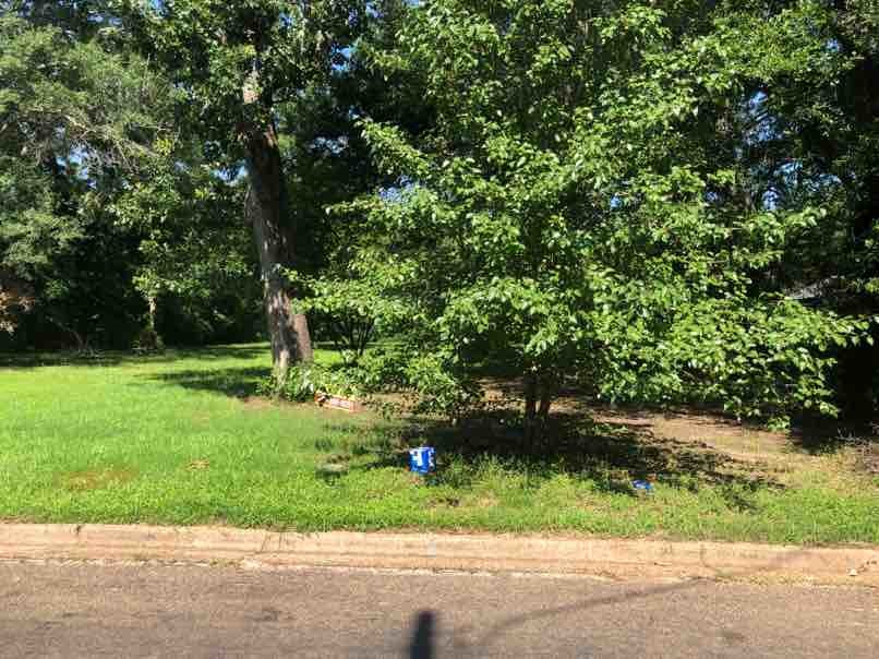 125 Sidney Street Longview, TX 75602