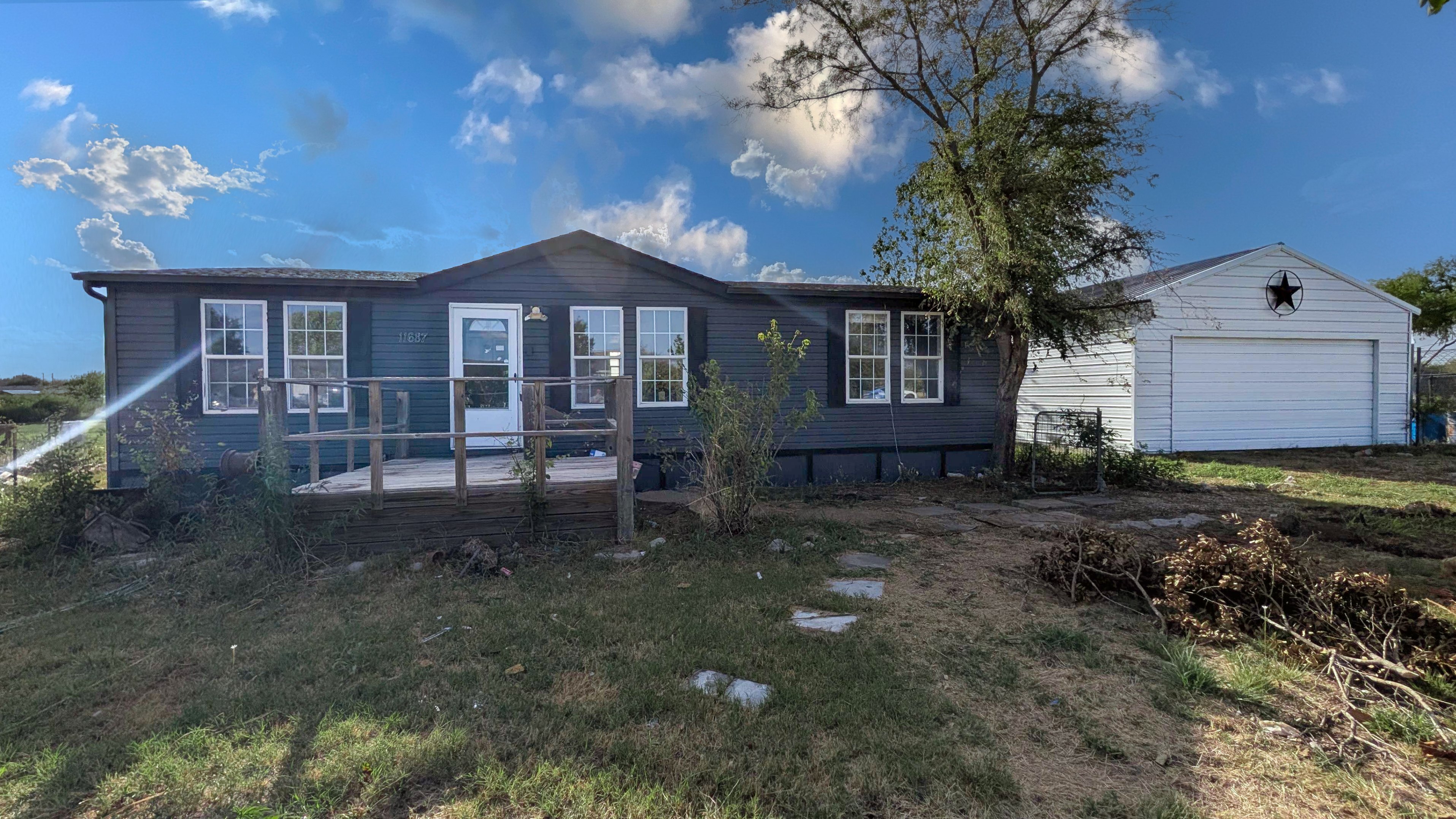 11687 Buttercup Lane Justin, TX 76247